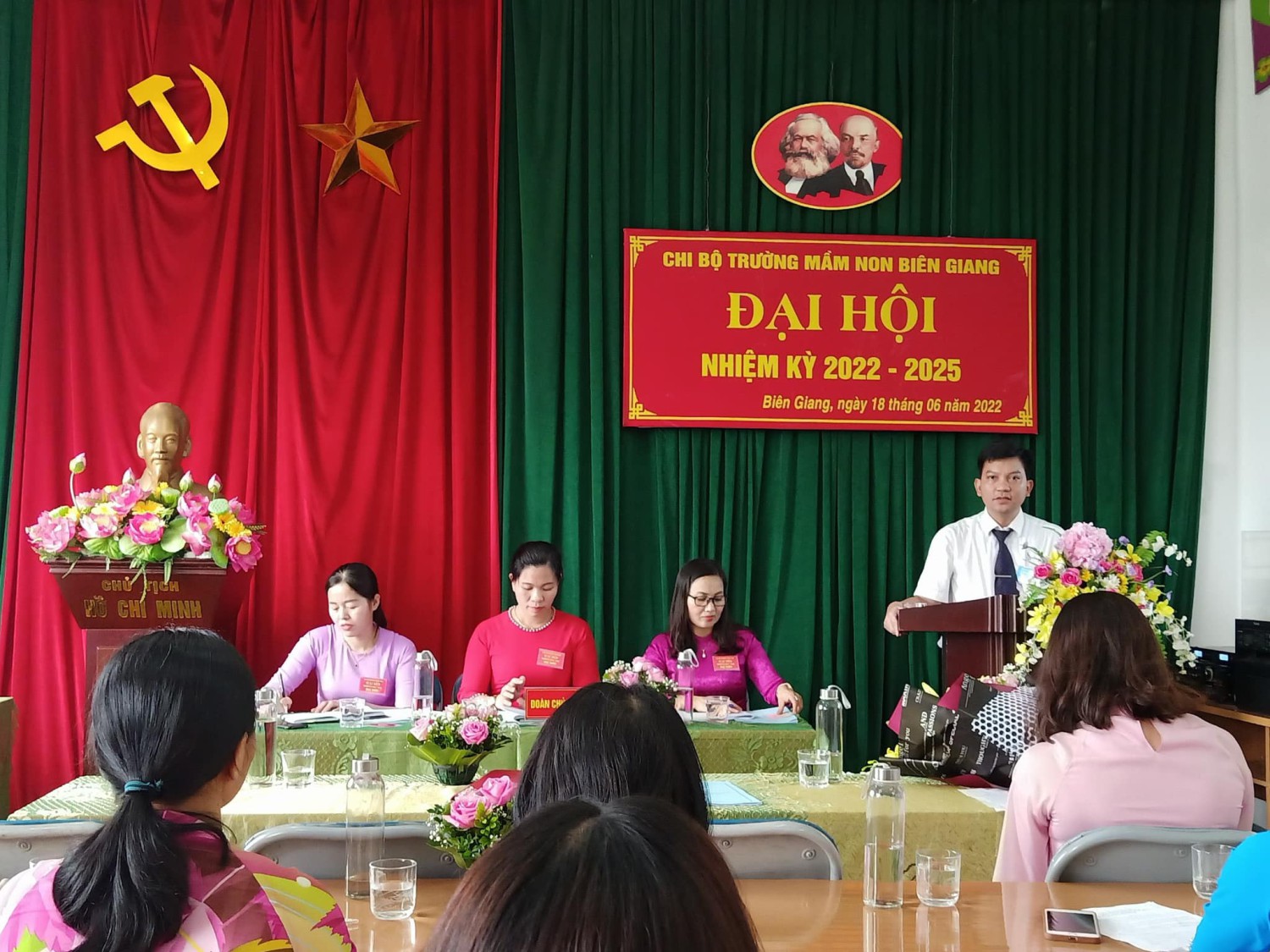 Đồng chí Nguyễn Xuân Phúc phát biểu chỉ đạo Đại hội